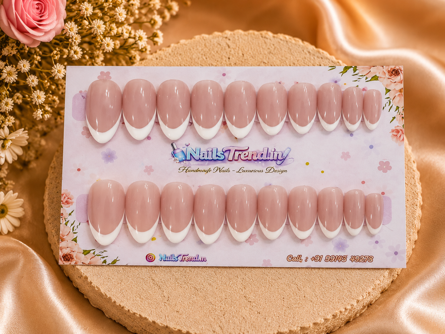 Luxurious Press On Nails -NailTrend® | Set of 20 Reusable Fake Nails in Almond Shape | Light Pink and white