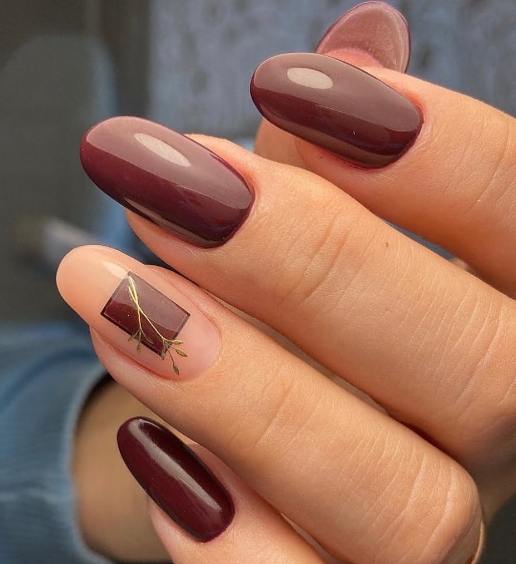 Life is too short to have plain nails. Get creative with our nail extensions and art 💅🎨🌈 Che 13